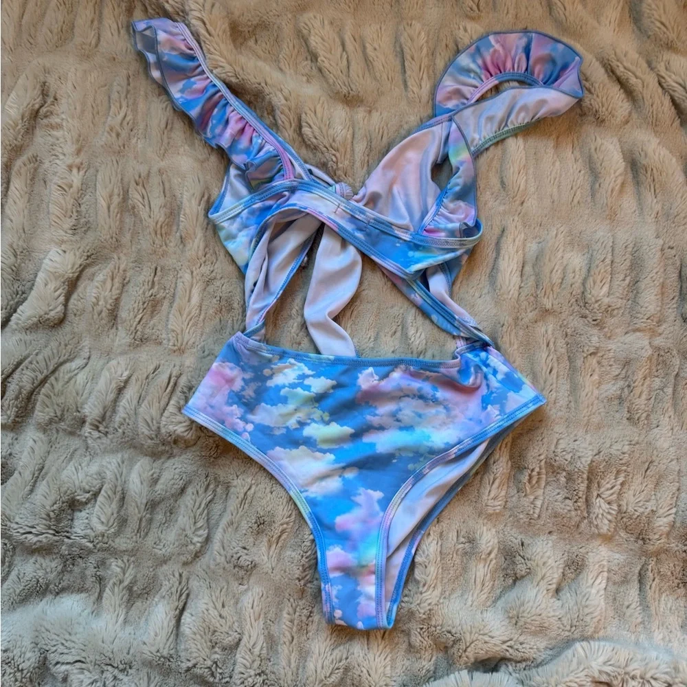 Women's Ruffled Tie-Dye One-Piece bodysuit - Picture 4 of 4